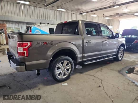 2020 Ford F-150 XL z VIN 1FTEW1EP8LFC21539, wystawiony jako Copart lot #81231095 z przebiegiem 63 823 mil mil oraz Nie do naprawy • Non repairable. Historia ofert i sprzedaży dostępna na DreamBid. Obrazek 3.