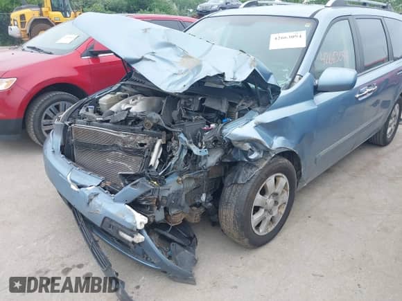 2007 Hyundai Entourage GLS with VIN KNDMC233676013319, listed as a IAAI auction lot 42663094 with 209,578 mi miles and . Bid and sale history available at DreamBid. Image 6.