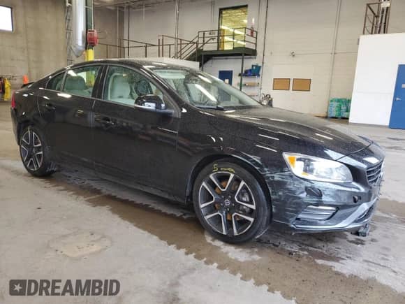 2017 Volvo S60 Dynamic с VIN YV140MTL1H2420407, выставлен на аукционе Copart как лот 69207975 с пробегом 54 433 миль миль и Списание • Salvage title. История ставок и продаж доступна на DreamBid. Изображение 4.