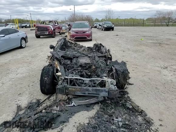 2016 Chevrolet Corvette Z51 3LT с VIN 1G1YM3D76G5000042, выставлен на аукционе Copart как лот 53315005 с пробегом Не указан миль и На запчасти • Non repairable. История ставок и продаж доступна на DreamBid. Изображение 11.