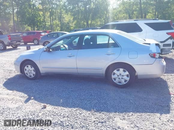 2004 Honda Accord LX с VIN 1HGCM56414A126250, выставлен на аукционе IAAI как лот 43214861 с пробегом 172 081 миль миль и . История ставок и продаж доступна на DreamBid. Изображение 14.