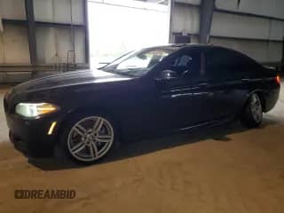 2015 BMW 5 Series 535d xDrive z VIN WBAFV3C51FD686441, wystawiony jako Copart lot #79429274 z przebiegiem 67 193 mil mil oraz Szkoda całkowita • Salvage title. Historia ofert i sprzedaży dostępna na DreamBid. Obrazek 1.