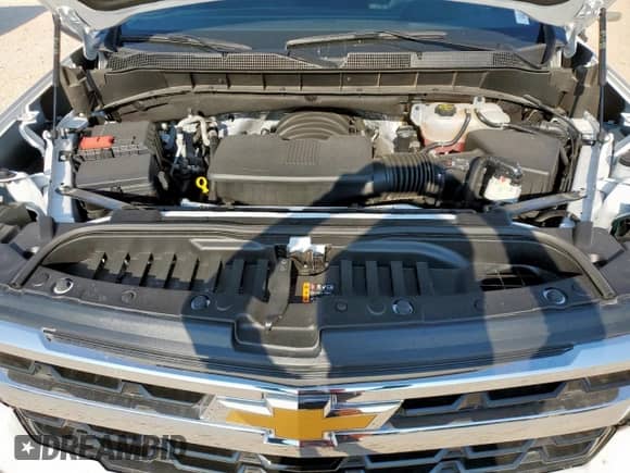 2024 Chevrolet Silverado 1500 LT with VIN 2GCUDDED9R1170562, listed as a Copart auction lot 69700495 with 24,850 mi miles and Salvage title. Bid and sale history available at DreamBid. Image 11.