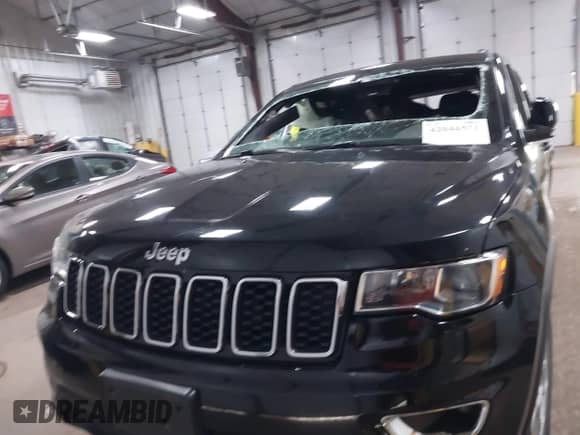 2017 Jeep Grand Cherokee Laredo z VIN 1C4RJFAG2HC625111, wystawiony jako IAAI lot #42044571 z przebiegiem 148 533 mil mil oraz . Historia ofert i sprzedaży dostępna na DreamBid. Obrazek 11.