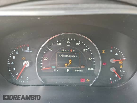 2018 Kia Sorento EX with VIN 5XYPHDA54JG363051, listed as a Copart auction lot 70602055 with 164,962 mi miles and Salvage title. Bid and sale history available at DreamBid. Image 9.