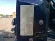 1995 Chevrolet Silverado 2500 с VIN 1GCFK24KXSZ147923, выставлен на аукционе Copart как лот 55606345 с пробегом Не указан миль и На запчасти • Non repairable. История ставок и продаж доступна на DreamBid. Изображение 12.