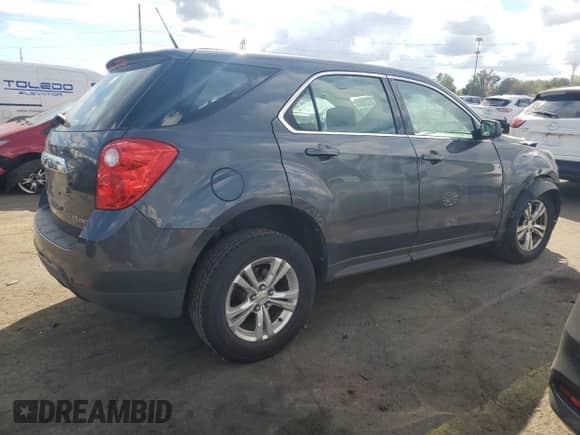 2011 Chevrolet Equinox LS with VIN 2CNFLCEC2B6376100, listed as a Copart auction lot 82438945 with 100,446 mi miles and Clean title. Bid and sale history available at DreamBid. Image 3.