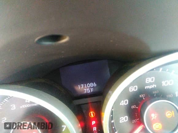 2009 Acura TL Technology z VIN 19UUA86549A009051, wystawiony jako IAAI lot #42030796 z przebiegiem 171 086 mil mil oraz . Historia ofert i sprzedaży dostępna na DreamBid. Obrazek 7.
