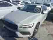 2020 Volvo S60 Momentum with VIN 7JR102FK9LG051857, listed as a IAAI auction lot 43172953 with 84,606 mi miles and . Bid and sale history available at DreamBid. Image 19.
