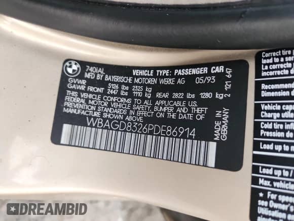 1993 BMW 7 Series with VIN WBAGD8326PDE86914, listed as a Copart auction lot 71714345 with 159,211 mi miles and Clean title. Bid and sale history available at DreamBid. Image 12.