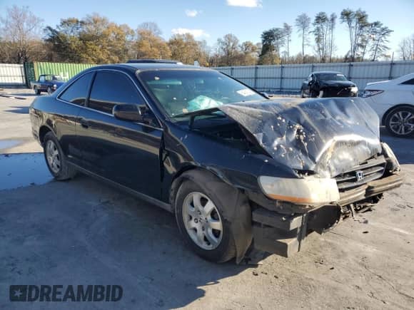 2000 Honda Accord LX с VIN 1HGCG3243YA018591, выставлен на аукционе Copart как лот 84081624 с пробегом 297 429 миль миль и Списание • Salvage title. История ставок и продаж доступна на DreamBid. Изображение 4.