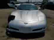 2003 Chevrolet Corvette Z06 z VIN 1G1YY12S935105216, wystawiony jako Copart lot #68721585 z przebiegiem 99 972 mil mil oraz Szkoda całkowita • Salvage title. Historia ofert i sprzedaży dostępna na DreamBid. Obrazek 5.