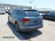 2024 Volkswagen Tiguan S с VIN 3VVRB7AX2RM056667, выставлен на аукционе IAAI как лот 42404593 с пробегом 6 369 миль миль и . История ставок и продаж доступна на DreamBid. Изображение 3.