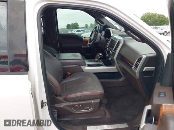 2015 Ford F-150 XLT z VIN 1FTEW1EF4FFA01987, wystawiony jako IAAI lot #42471070 z przebiegiem 123 433 mil mil oraz . Historia ofert i sprzedaży dostępna na DreamBid. Obrazek 5.