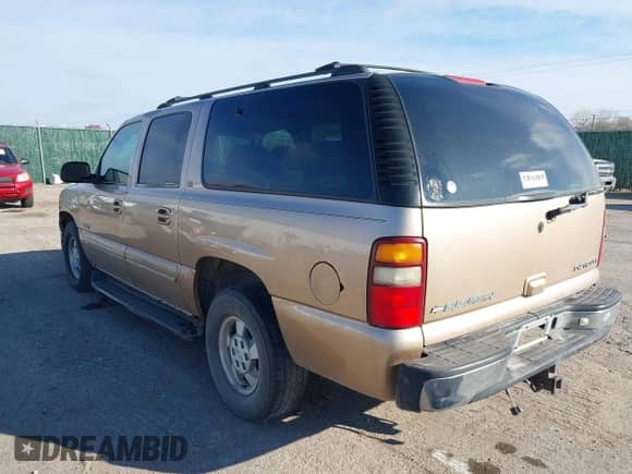 2000 Chevrolet Suburban LS with VIN 3GNEC16T5YG144176, listed as a IAAI auction lot 40986871 with Not provided miles and . Bid and sale history available at DreamBid. Image 3.