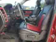 2014 Ram 1500 Tradesman z VIN 1C6RR6FT7ES180081, wystawiony jako Copart lot #58917774 z przebiegiem 139 330 mil mil oraz Szkoda całkowita • Salvage title. Historia ofert i sprzedaży dostępna na DreamBid. Obrazek 7.