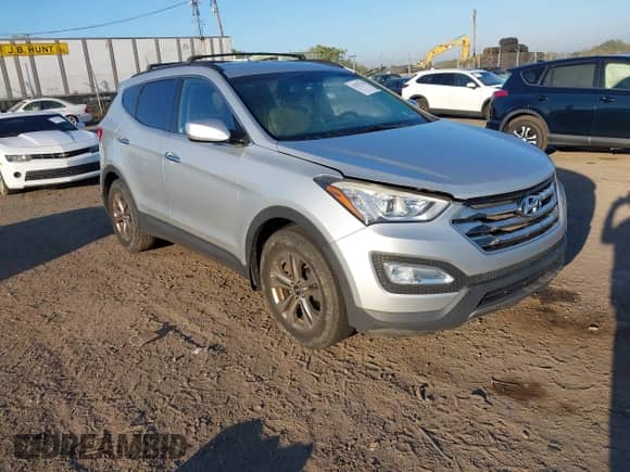 2015 Hyundai Santa Fe with VIN 5XYZU3LB3FG248594, listed as a IAAI auction lot 43379738 with 135,054 mi miles and . Bid and sale history available at DreamBid. Image 1.