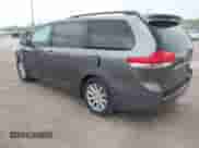2014 Toyota Sienna XLE с VIN 5TDYK3DC0ES429307, выставлен на аукционе IAAI как лот 42353419 с пробегом 132 788 миль миль и . История ставок и продаж доступна на DreamBid. Изображение 3.