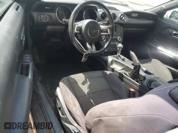 2017 Ford Mustang V6 с VIN 1FATP8EM6H5305672, выставлен на аукционе Copart как лот 58995225 с пробегом 103 426 миль миль и Списание • Salvage title. История ставок и продаж доступна на DreamBid. Изображение 8.