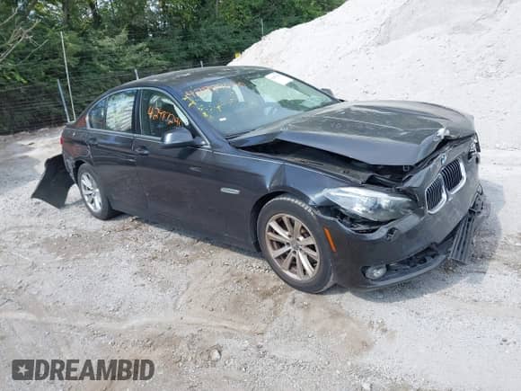 2015 BMW 5 Series 528i xDrive с VIN WBA5A7C51FD621555, выставлен на аукционе IAAI как лот 42987240 с пробегом 135 151 миль миль и . История ставок и продаж доступна на DreamBid. Изображение 1.