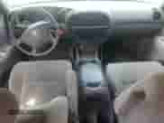 2004 Toyota Tundra SR5 z VIN 5TBBT44194S446136, wystawiony jako Copart lot #65595115 z przebiegiem 89 188 mil mil oraz Czysty tytuł • Clean title. Historia ofert i sprzedaży dostępna na DreamBid. Obrazek 8.