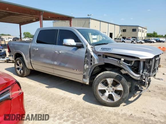 2019 Ram 1500 Laramie with VIN 1C6SRFJT6KN517102, listed as a Copart auction lot 67131485 with 171,430 mi miles and Clean title. Bid and sale history available at DreamBid. Image 4.