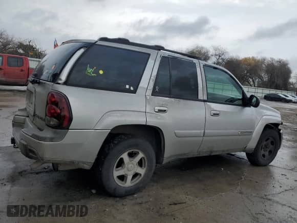 2004 Chevrolet TrailBlazer LT с VIN 1GNDS13SX42127466, выставлен на аукционе Copart как лот 47200305 с пробегом 230 730 миль миль и Списание • Salvage title. История ставок и продаж доступна на DreamBid. Изображение 3.