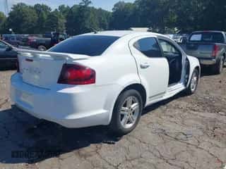 2013 Dodge Avenger SE V6 с VIN 1C3CDZAG9DN717267, выставлен на аукционе IAAI как лот 43140692 с пробегом 177 914 миль миль и . История ставок и продаж доступна на DreamBid. Изображение 4.