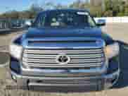 2016 Toyota Tundra Limited z VIN 5TFBY5F11GX526587, wystawiony jako Copart lot #76176984 z przebiegiem 24 171 mil mil oraz Nie do naprawy • Non repairable. Historia ofert i sprzedaży dostępna na DreamBid. Obrazek 5.