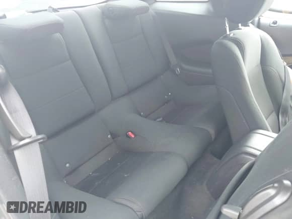 2014 Ford Mustang Premium with VIN 1ZVBP8AM5E5270918, listed as a IAAI auction lot 42807083 with 111,001 mi miles and . Bid and sale history available at DreamBid. Image 8.