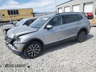 2021 Volkswagen Tiguan SE с VIN 3VV3B7AX8MM003308, выставлен на аукционе Copart как лот 70284365 с пробегом Не указан миль и Списание • Salvage title. История ставок и продаж доступна на DreamBid. Изображение 1.