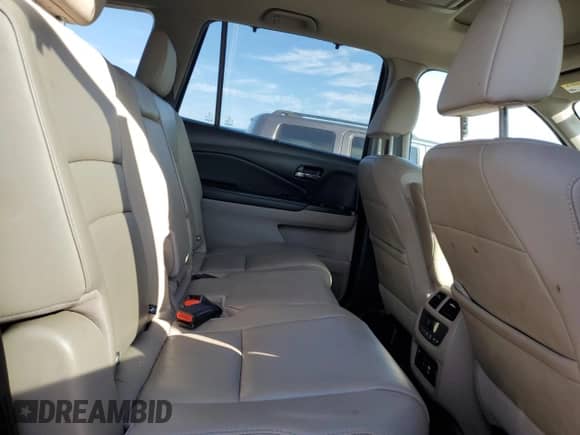 2019 Honda Pilot EX-L z VIN 5FNYF6H42KB028284, wystawiony jako Copart lot #84472905 z przebiegiem 138 609 mil mil oraz Szkoda całkowita • Salvage title. Historia ofert i sprzedaży dostępna na DreamBid. Obrazek 11.