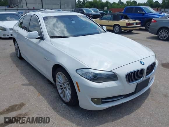 2011 BMW 5 Series 535i with VIN WBAFR7C51BC801499, listed as a IAAI auction lot 42989360 with 131,762 mi miles and . Bid and sale history available at DreamBid. Image 1.