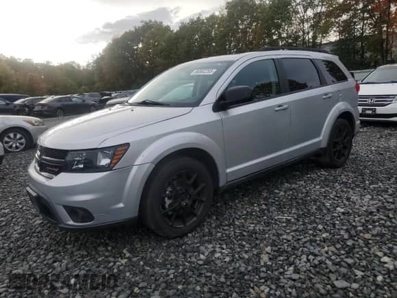 2014 Dodge Journey SXT with VIN 3C4PDCBB1ET173782, listed as a Copart auction lot 86882255 with 57,147 mi miles and Clean title. Bid and sale history available at DreamBid. Image 1.
