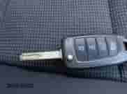 2020 Hyundai Accent SE z VIN 3KPC24A64LE103953, wystawiony jako IAAI lot #43036817 z przebiegiem 46 626 mil mil oraz . Historia ofert i sprzedaży dostępna na DreamBid. Obrazek 11.