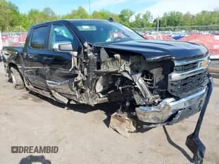 2024 Chevrolet Silverado 1500 LT z VIN 2GCUDDED3R1131093, wystawiony jako IAAI lot #42214347 z przebiegiem 30 969 mil mil oraz . Historia ofert i sprzedaży dostępna na DreamBid. Obrazek 1.