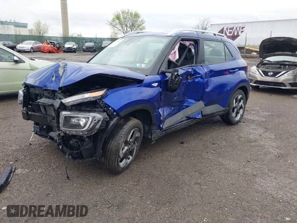 2023 Hyundai Venue Limited with VIN KMHRC8A37PU262652, listed as a IAAI auction lot 41951043 with 8,039 mi miles and . Bid and sale history available at DreamBid. Image 17.