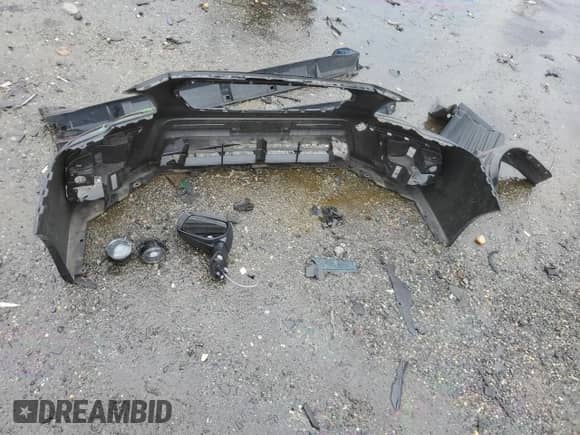 2020 Subaru WRX with VIN JF1VA1A6XL9802475, listed as a Copart auction lot 60427075 with 31,335 mi miles and Salvage title. Bid and sale history available at DreamBid. Image 12.