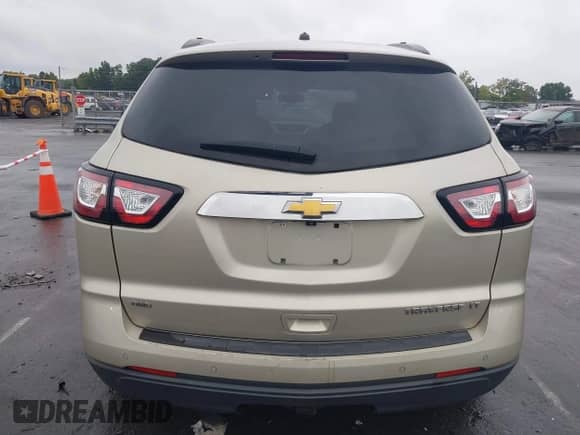 2015 Chevrolet Traverse LT z VIN 1GNKVGKD7FJ145808, wystawiony jako IAAI lot #43288194 z przebiegiem Nie podano mil oraz . Historia ofert i sprzedaży dostępna na DreamBid. Obrazek 16.