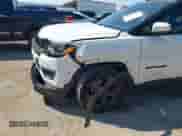 2019 Jeep Compass Latitude с VIN 3C4NJDBB0KT714144, выставлен на аукционе IAAI как лот 43341520 с пробегом 72 634 миль миль и . История ставок и продаж доступна на DreamBid. Изображение 6.