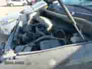 2017 Toyota Tundra SR5 z VIN 5TFEW5F13HX218518, wystawiony jako IAAI lot #41281997 z przebiegiem 111 333 mil mil oraz . Historia ofert i sprzedaży dostępna na DreamBid. Obrazek 19.