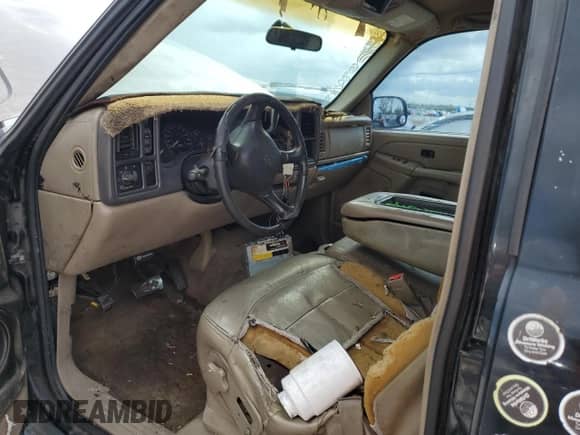 2002 Chevrolet Silverado 2500HD LS with VIN 1GCHK23182F111067, listed as a Copart auction lot 63098645 with Not provided miles and Salvage title. Bid and sale history available at DreamBid. Image 8.
