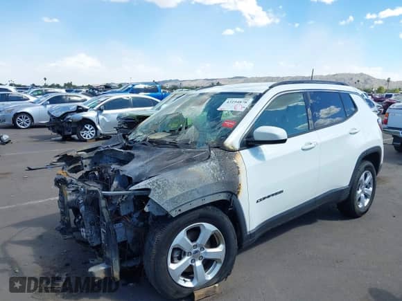 2018 Jeep Compass Latitude с VIN 3C4NJDBB1JT455503, выставлен на аукционе IAAI как лот 43194878 с пробегом Не указан миль и . История ставок и продаж доступна на DreamBid. Изображение 2.