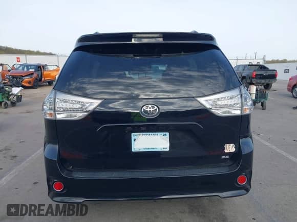 2017 Toyota Sienna SE with VIN 5TDXZ3DC5HS784243, listed as a IAAI auction lot 42040634 with 172,535 mi miles and . Bid and sale history available at DreamBid. Image 17.