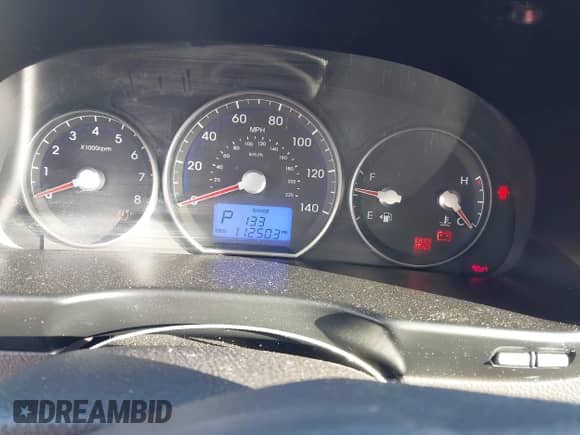 2010 Hyundai Santa Fe SE с VIN 5NMSHDAG2AH354611, выставлен на аукционе IAAI как лот 43519422 с пробегом 112 503 миль миль и . История ставок и продаж доступна на DreamBid. Изображение 7.