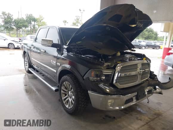 2015 Ram 1500 Laramie Longhorn с VIN 1C6RR7PT2FS660230, выставлен на аукционе IAAI как лот 43355515 с пробегом 51 977 миль миль и . История ставок и продаж доступна на DreamBid. Изображение 1.