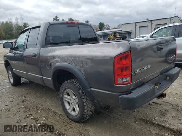 2004 Dodge 1500 SLT z VIN 1D7HU18D54S650866, wystawiony jako Copart lot #90903715 z przebiegiem 150 538 mil mil oraz Czysty tytuł • Clean title. Historia ofert i sprzedaży dostępna na DreamBid. Obrazek 2.