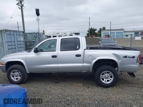 2003 Dodge Dakota SLT с VIN 1D7HG48N63S185093, выставлен на аукционе IAAI как лот 42338789 с пробегом 132 389 миль миль и . История ставок и продаж доступна на DreamBid. Изображение 15.