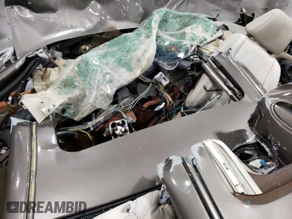 2002 Chevrolet Malibu LS с VIN 1G1NE52J12M656724, выставлен на аукционе Copart как лот 75007924 с пробегом Не указан миль и На запчасти • Non repairable. История ставок и продаж доступна на DreamBid. Изображение 8.