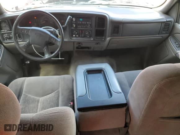 2005 Chevrolet Tahoe LS с VIN 1GNEC13V55R149492, выставлен на аукционе Copart как лот 85310935 с пробегом 213 422 миль миль и Списание • Salvage title. История ставок и продаж доступна на DreamBid. Изображение 8.